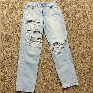 Distressed AE jeans